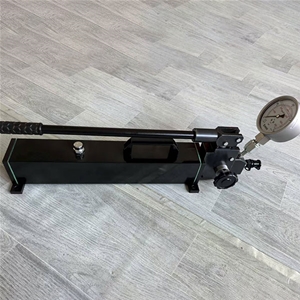 超高壓手動(dòng)油泵